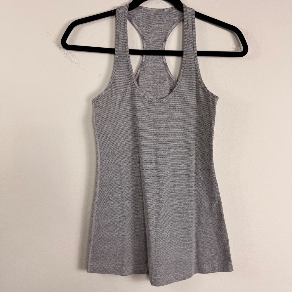 Lululemon Grey White Striped Racerback Tank Top Slim Fit Activewear Women Size 4